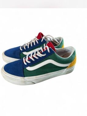Tricolor vans